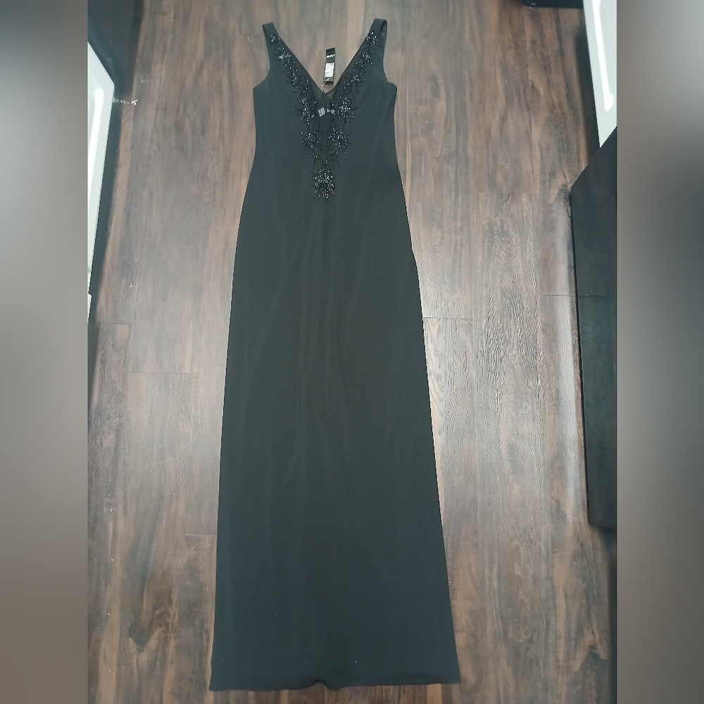 Laundry By Shelli Segal Black Beaded V-Neck Maxi Dress
